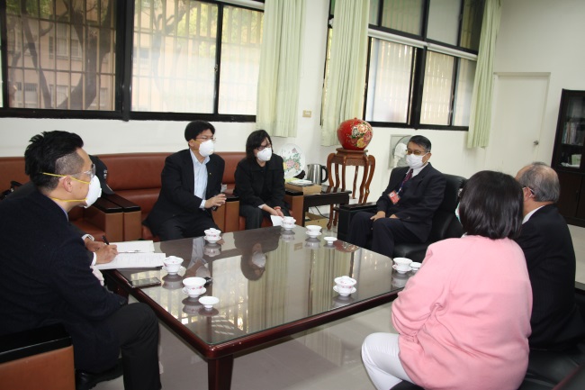 Control Yuan’s members inquire into medical treatment and coronavirus prevention measures