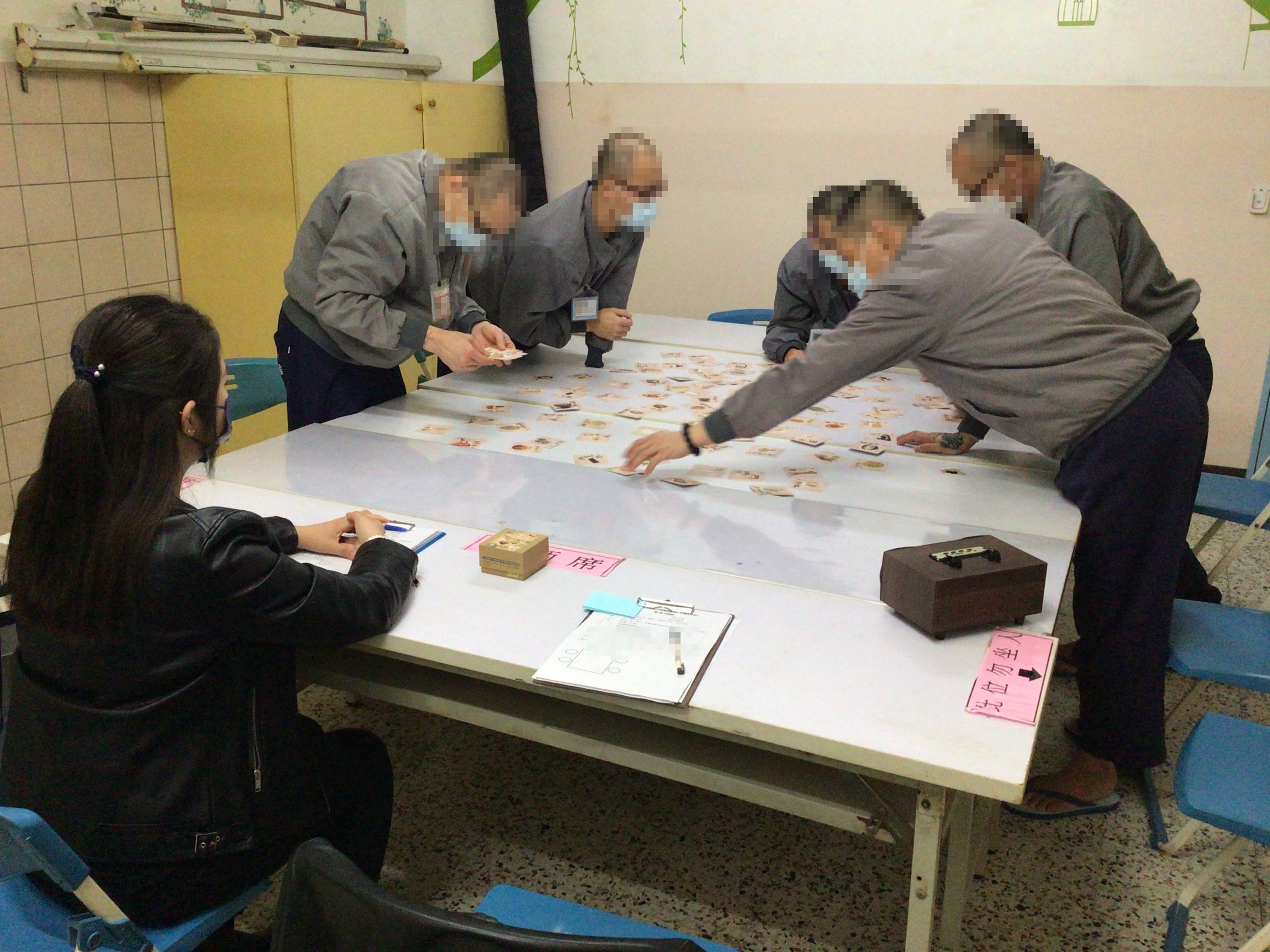 “What to Eat” card – associating with visiting night markets