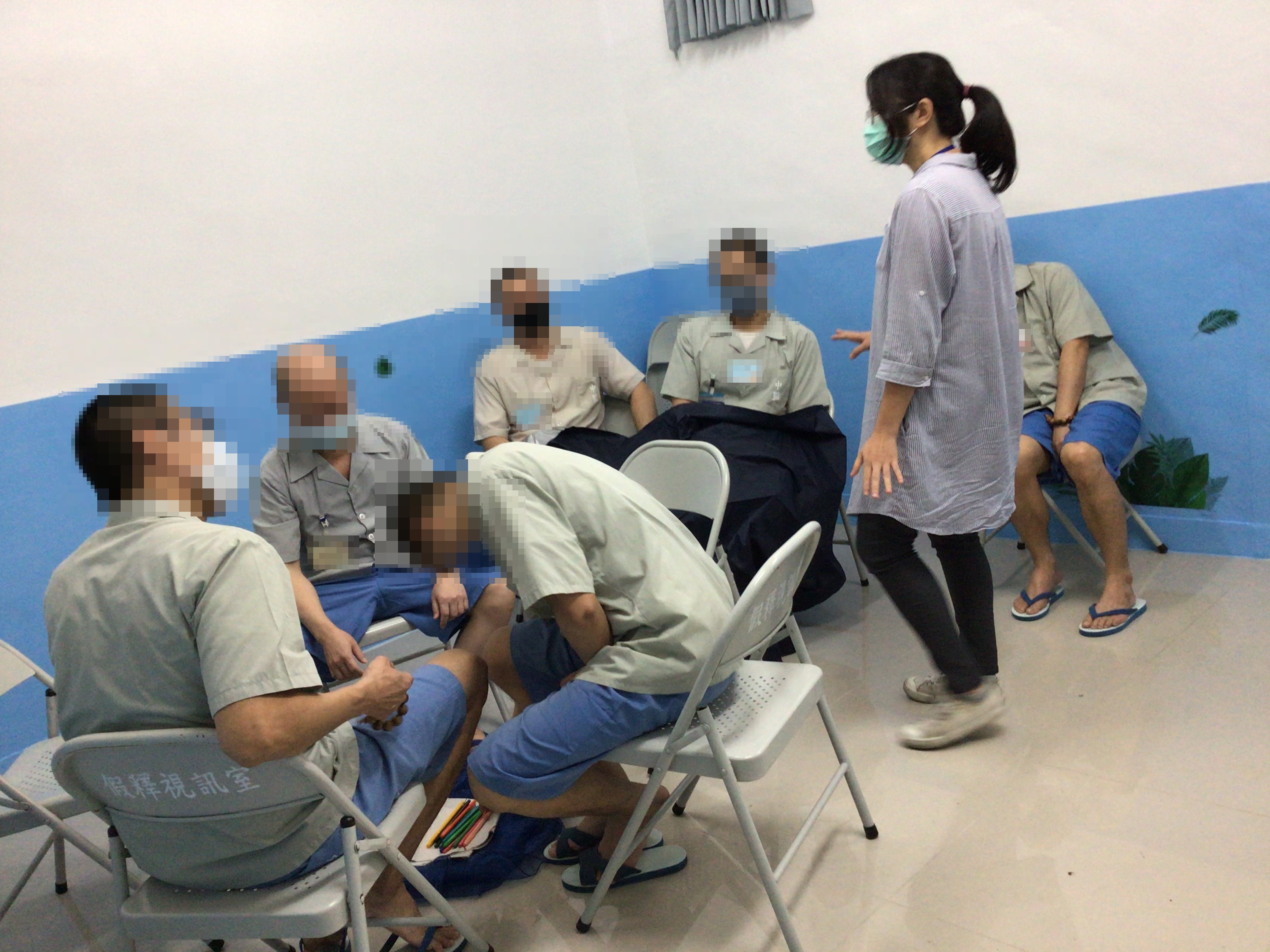 以「行動演出方式」協助成員覺察內在狀態