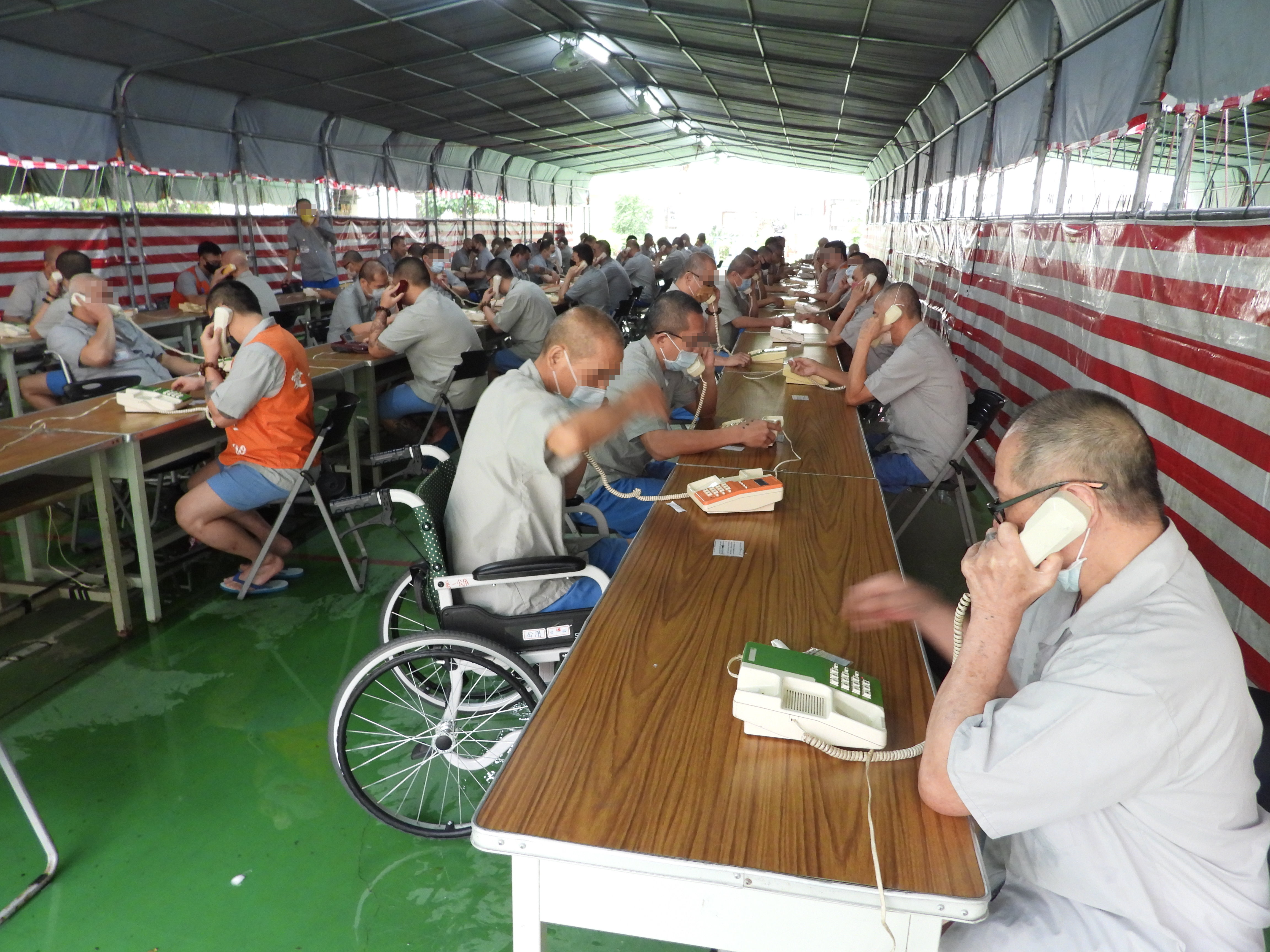 Inmates make free phone calls to talk with beloved family before Mother’s Day.